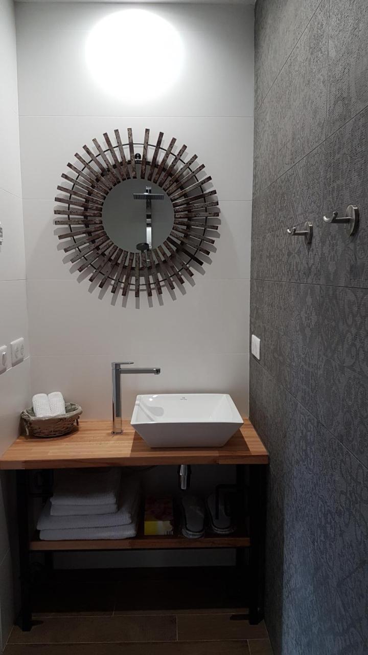 Asinerie Kuleni Hotel Ponteilla Bagian luar foto