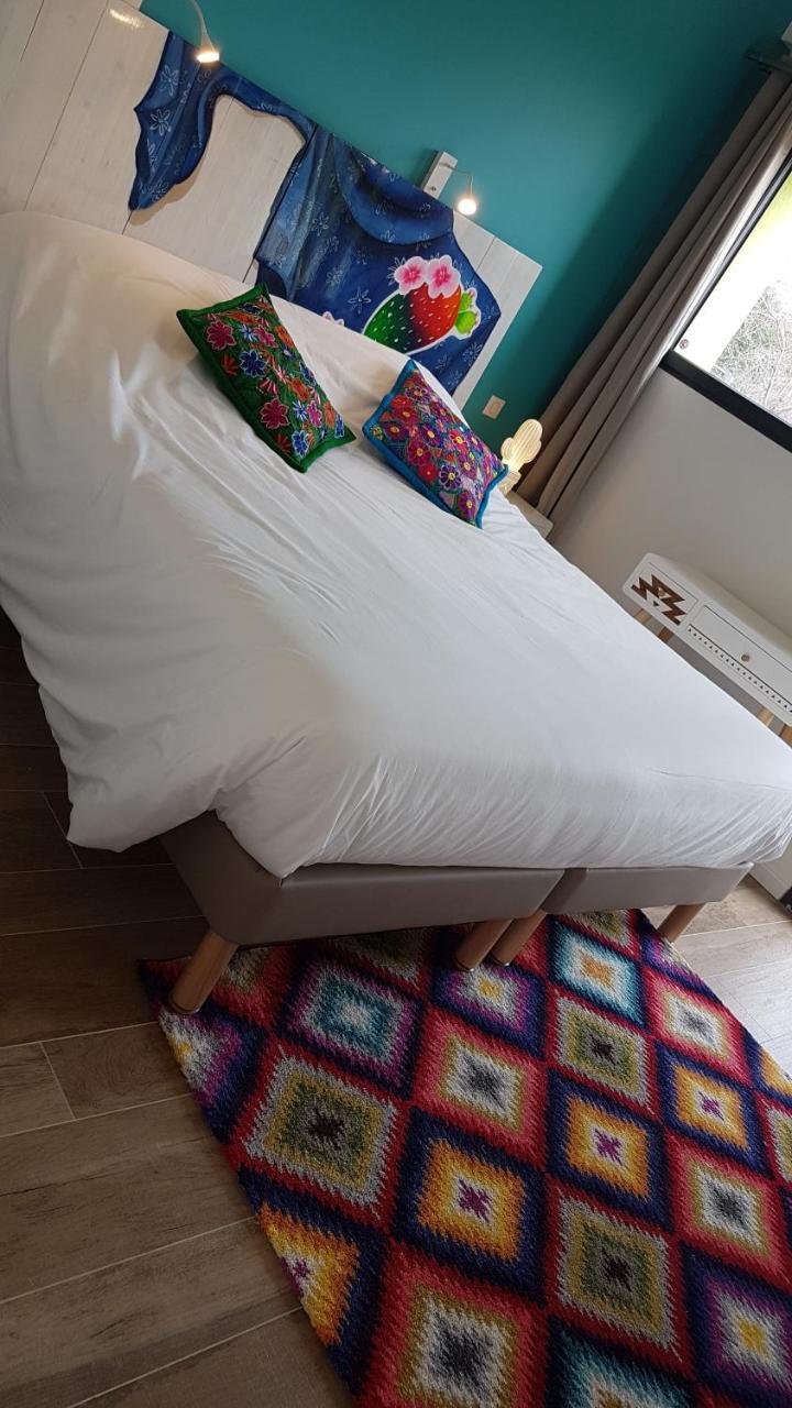 Asinerie Kuleni Hotel Ponteilla Bagian luar foto